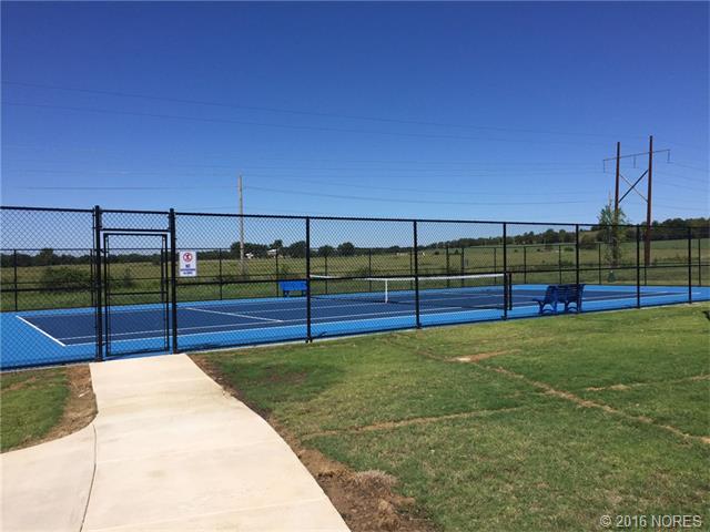 Sunset Hills Tennis court